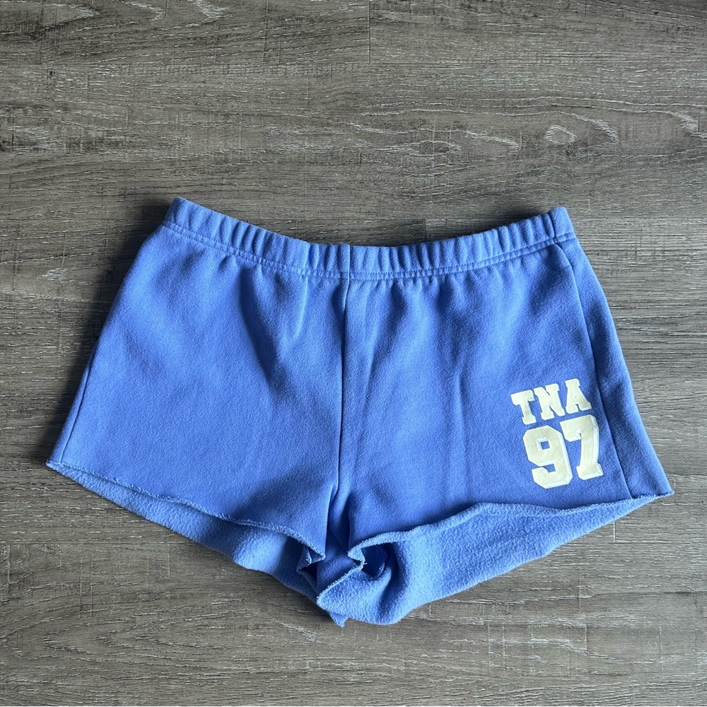 Aritzia TNA Cozy Fleece Shorts Periwinkle Blue Butter Yellow Logo Sweat Shorts